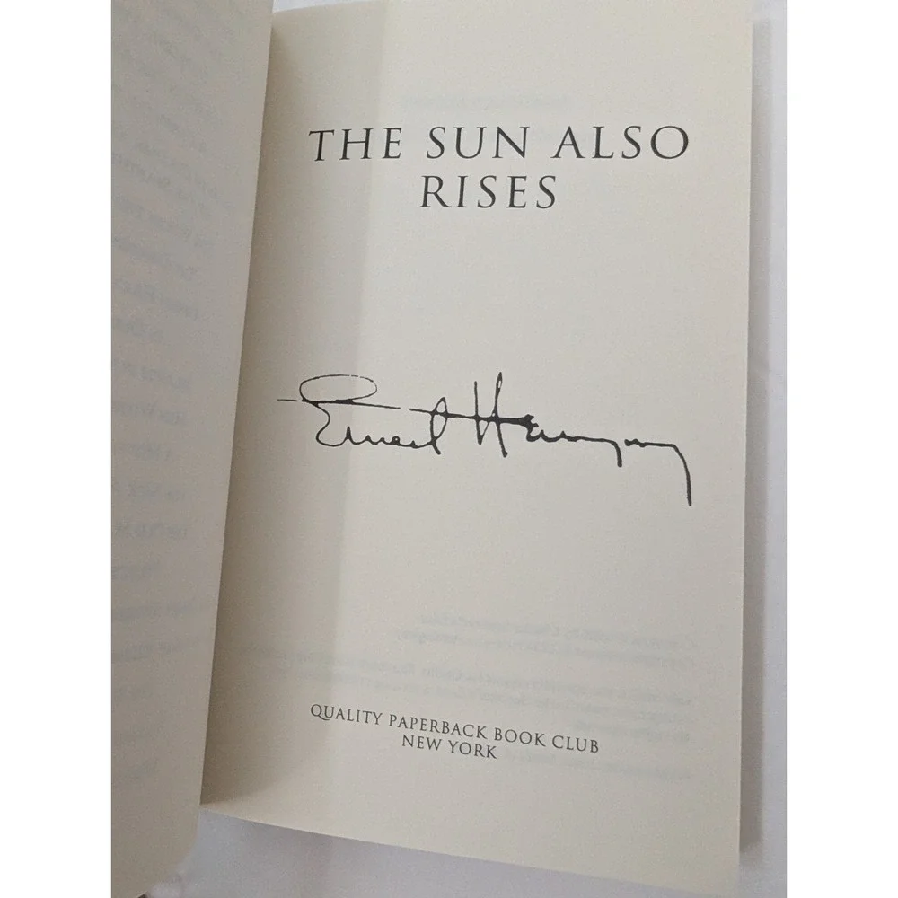 ERNEST HEMINGWAY The Sun Also Rises Quality Paperback Book‎ Like New